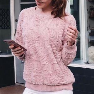 Muave sweater